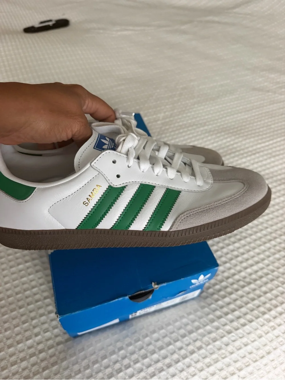Worn once. Men’s Samba OG White and Green Size 9.5